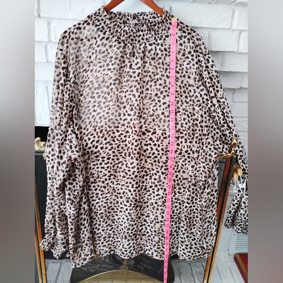 Torrid Leopard Print Blouse - Picture 11 of 11